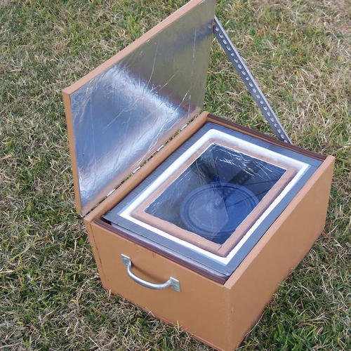 vesatsolar's tweet photo. BOX TYPE SOLAR COOKER
Suitable for farmers, Nomads, Army Camps, Emergency situations etc.
Special recipes like Cakes, Macarons, Peanut fry are very tasty.
Vesat Solar Products
No 21/1, East T.V.Samy Road,R.S.Puram ,Coimbatore-641002
9578148884 
https://t.co/UsXnlPCbjX https://t.co/wim4c7Erm9
