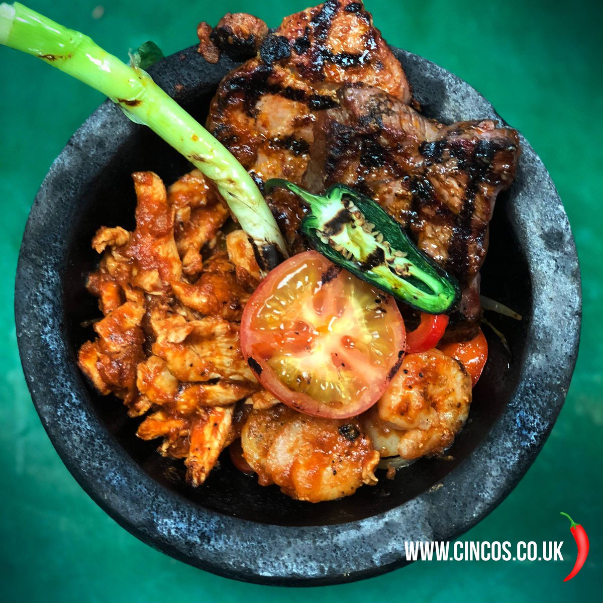 CincosMexican's tweet photo. What's your plans for tea this evening? Let Cinco's take care of it! What's your favourite meal on our menu, let us know below? 👇🏻 

Book online now via https://t.co/3Q66dAPZ6e 🌶🌵 https://t.co/lkG26daXoP