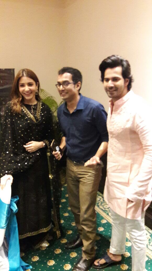 927bigfmchd's tweet photo. All the best @AnushkaSharma , #varundhawan for #SuiDhaaga! @927BIGFM https://t.co/42FHMhCnrG