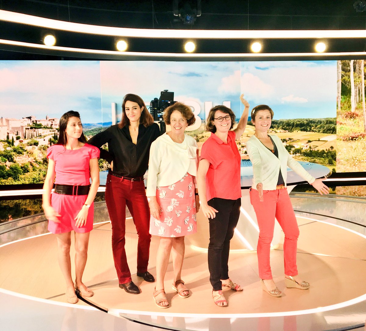 Accompagnement des #FemmesEnVue lauréates <a href="/voxfeminaassofr/">VoxFemina</a> pour une journée de #mediatraining chez <a href="/TF1/">TF1</a> avec <a href="/DoubleNumerique/">Agence Double Numérique 🚺🚹</a> #medias #coaching #femmes #expertise #me360