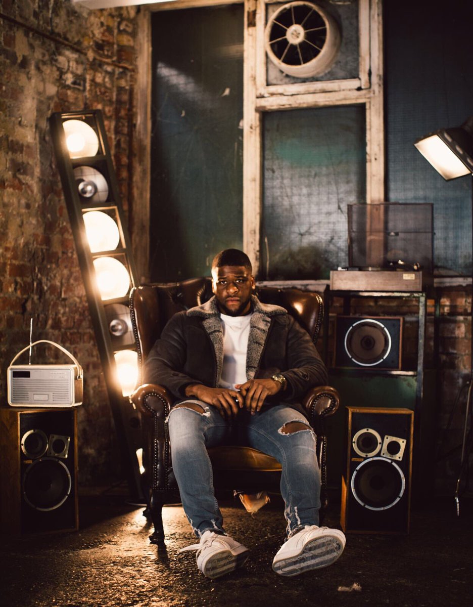 We ain’t done there though cos also performing is the man known as <a href="/tomyturner_/">Tomi</a> on the 25th of September! This that flavour he’s bringing youtu.be/o7iCh9ZGnc8 🍾🔥🔥look at our pinned tweet for a chance to win a booth on Tuesday the 25th! #1821