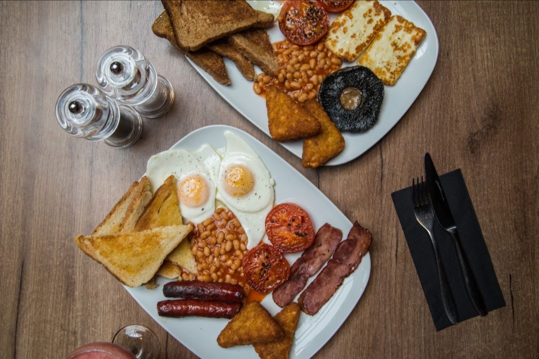 meathouselondon's tweet photo. On-the-go brunch or lunch. Enjoy a choice of delicious brunch or lunch dishes all under £8. These are freshly made in-house and we'll serve it up within 10 minutes. Promise. 
"
#london #londonfood #foodlover #HealthyFood #delicious #thursday https://t.co/MRHanxeIKf