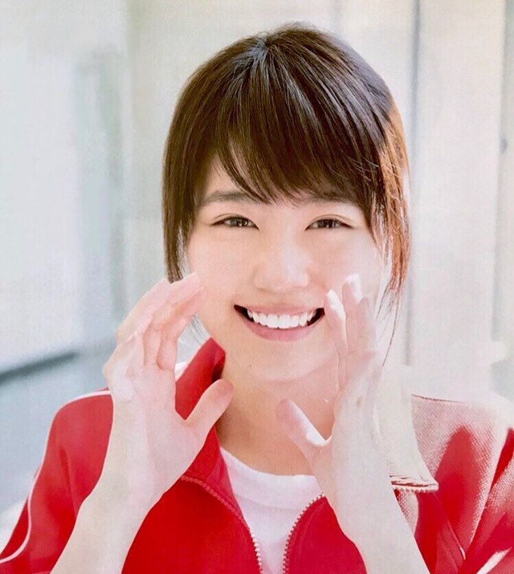 もち Twitterissa モニタリングの有村架純ちゃん可愛い 笑顔可愛い 前歯差し歯にしたのかな 白い歯と笑顔強化すべきだなぁ