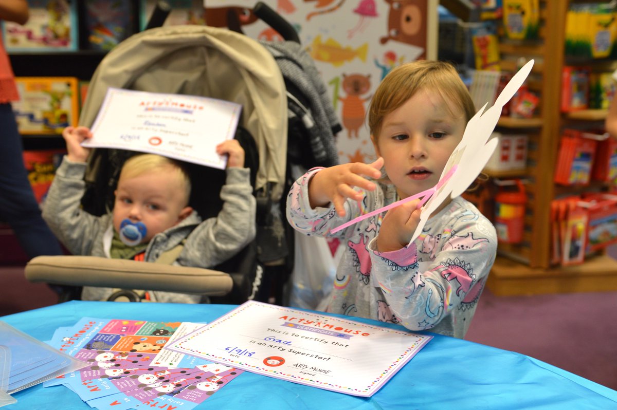 Arty Mouse tweet media