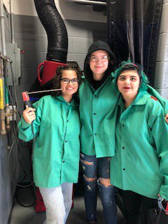 HSEinternships's tweet image. What did you do today?  These three young ladies are operating a 10,000  degree centigrade arc welder.  #experientiallearning #curiocity @HSEsst @HSESchools
