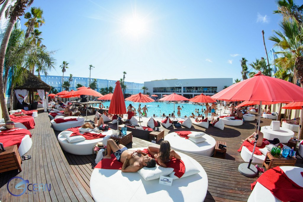 Con vistas así, ¿quién puede resistirse a venir?

Te esperamos para seguir disfrutando con  #ThePerfectSummer ☀️🌴🍹