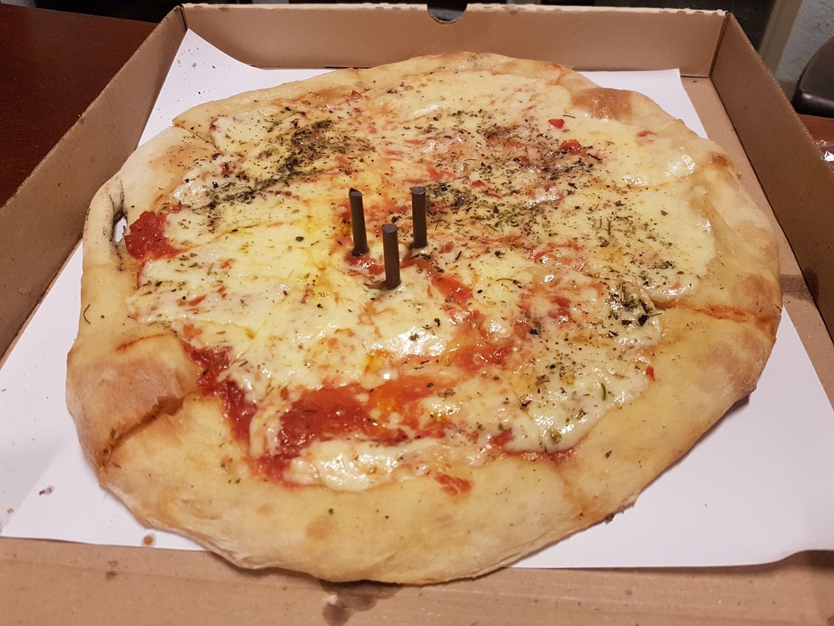 amsaroka's tweet photo. #YouOnlyHadOneJob #YouOnlyHad1Job https://t.co/zN0JPaw0Nv