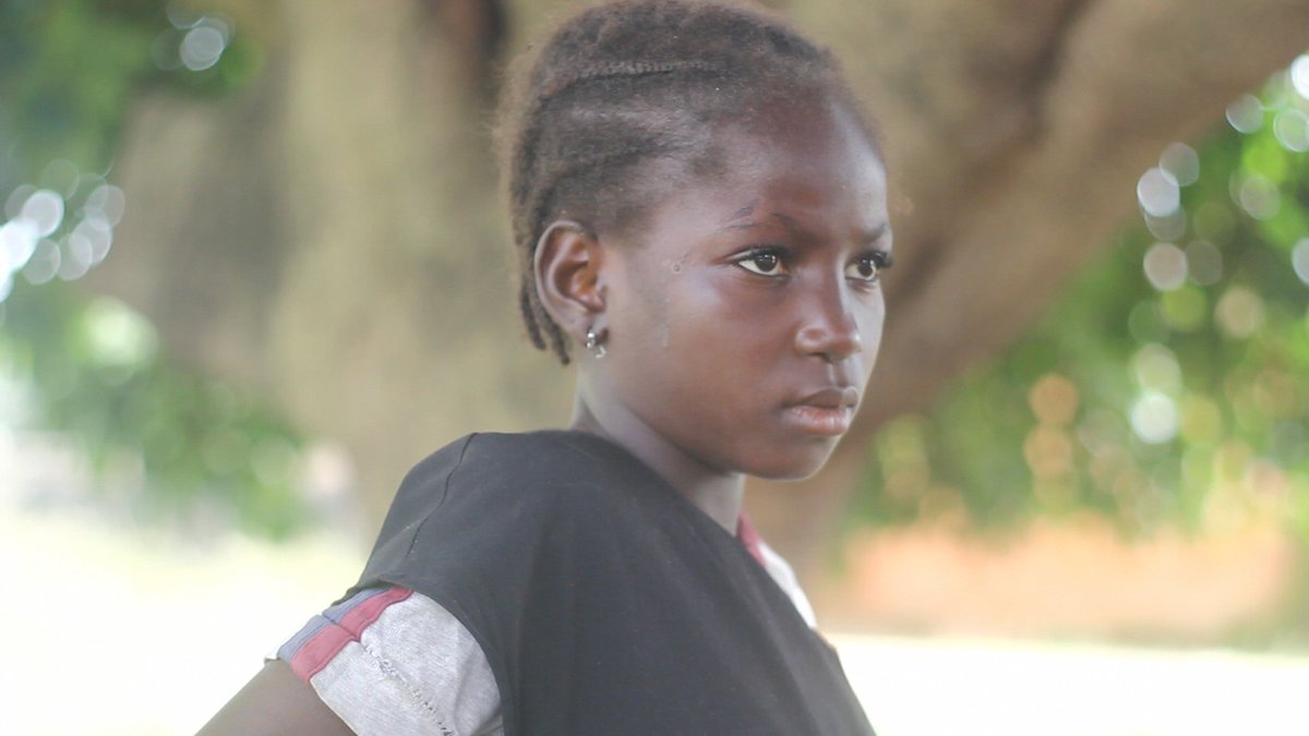 OpenDoorsUK's tweet photo. "Let God avenge me."
God-given courage made seven-year-old Rashida from #Nigeria defy her attackers when Fulani herdsmen shot her in the leg. Please #pray for courage for our persecuted Nigerian family who are suffering brutal violence from Islamic militants. #PrayWithThem https://t.co/4ka8ixQXYD