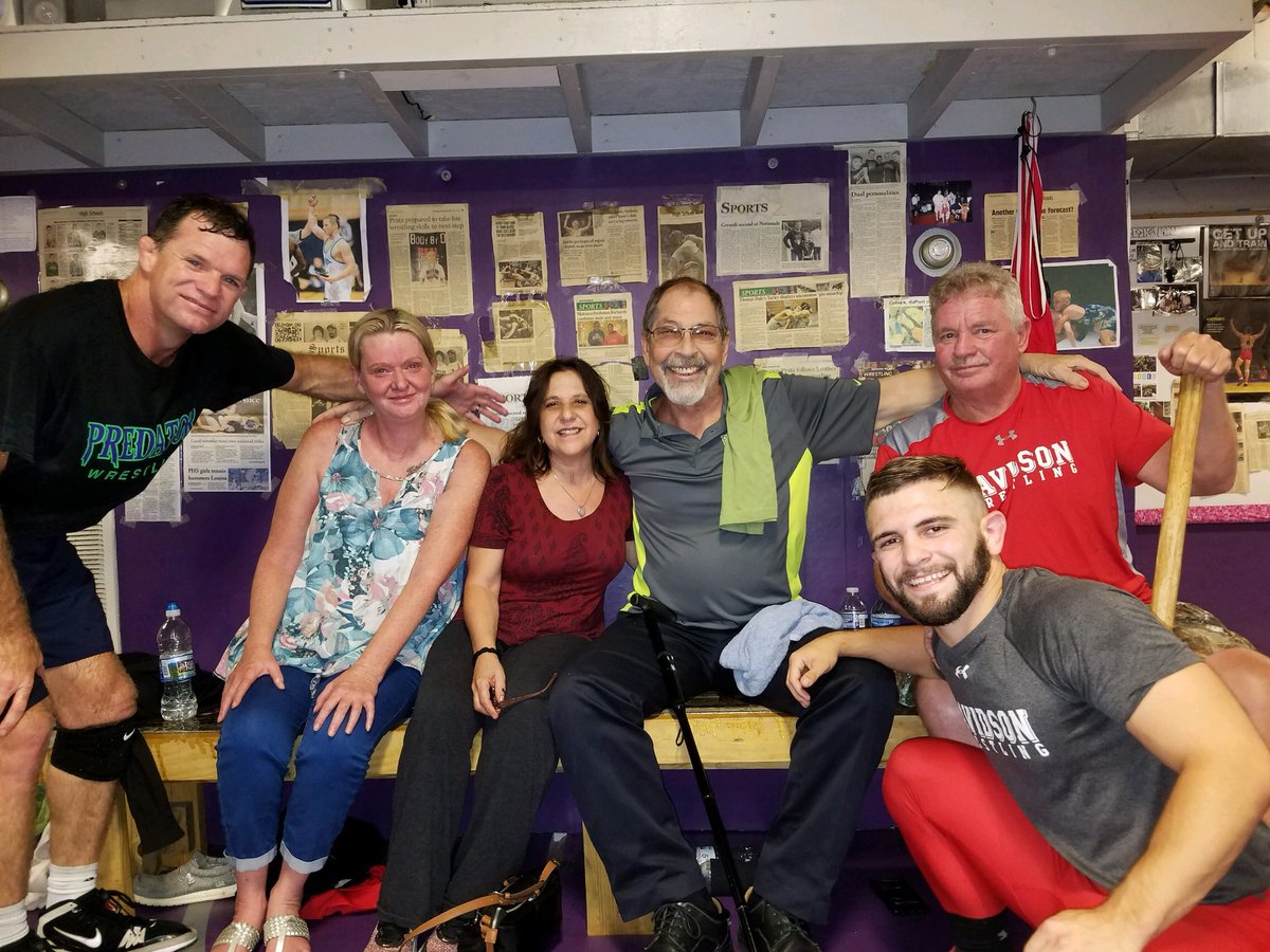 AUdance93's tweet image. I loved being able to give back to my old club, thanks @M_Strick_ for having me✊🏻 It was great to see my family and some old friends. #TeamPredator #Praying4Eric