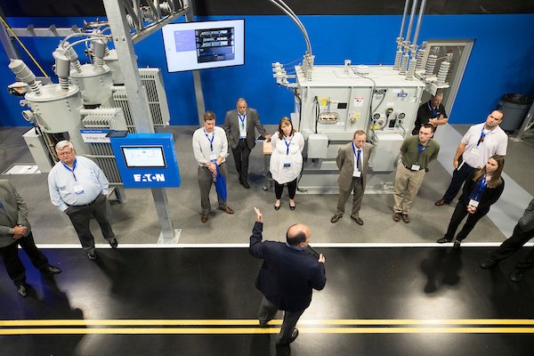 ETN_Electrical's tweet photo. Our first #EatonMicrogridSummit in Pittsburgh concluded yesterday with an active demonstration and closing remarks from Dr. Greg Reed of @Pittengineering. https://t.co/08E01ccDuM