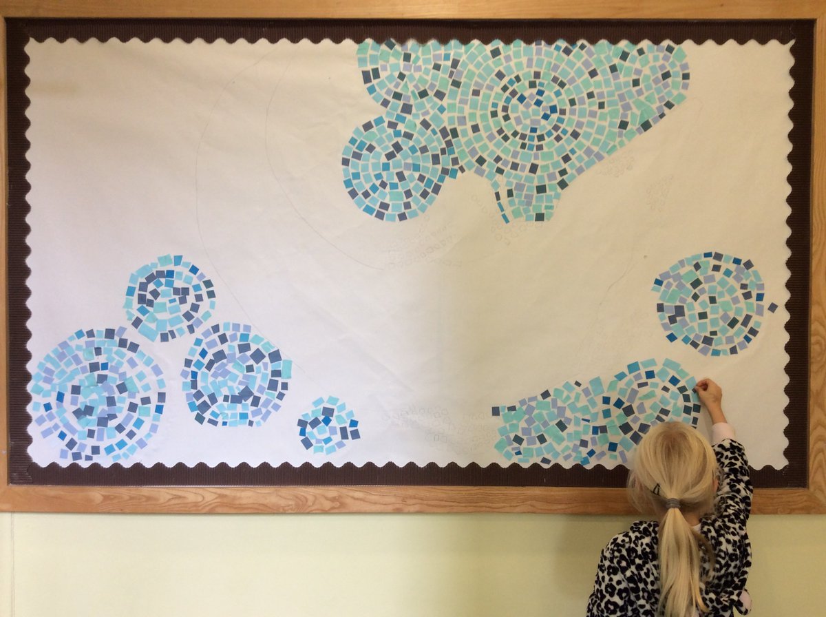 Year3SCPS's tweet photo. I wonder what #SCPSyear3 are busy creating collaboratively on their Rainforest Creative Day. Any ideas @SCPSgdst ? #SCPSart #SCPShappiness https://t.co/2MhhTGOzIO