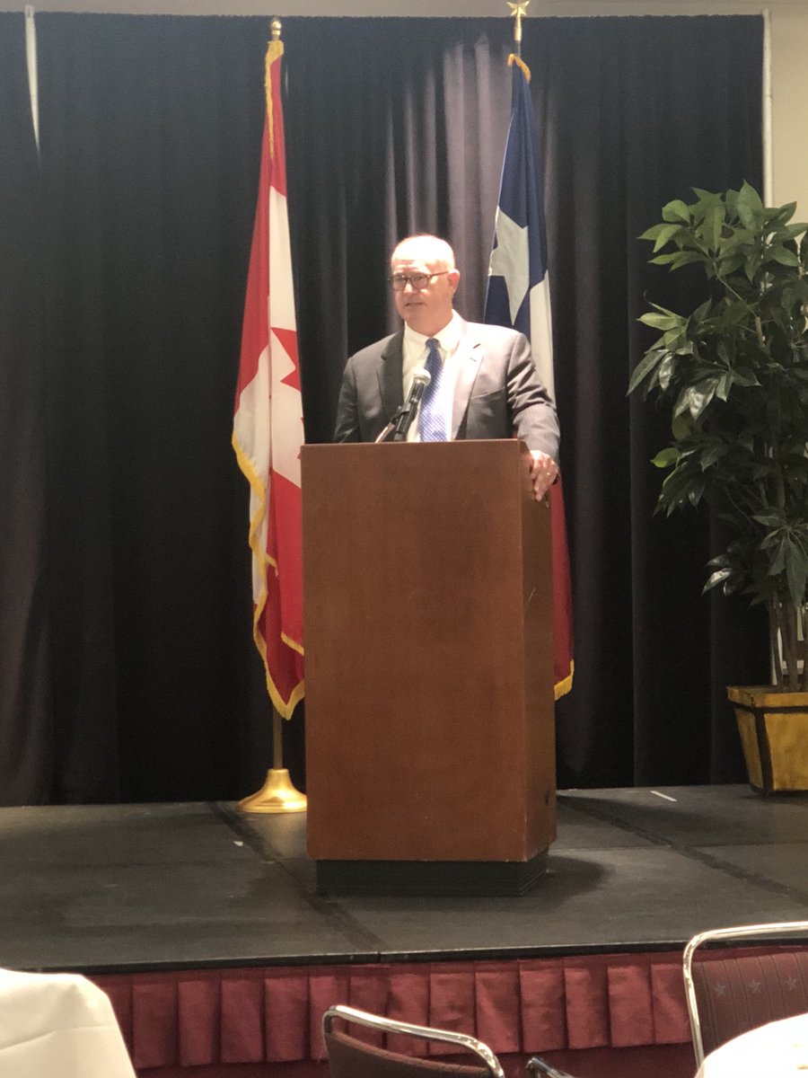 lluscba's tweet photo. Pathways for Trade Symposium -North American Trade What’s Next? Panel - Angela Collins CSCB, Jeff Powell NCBFAA, Mario Sanchez CAAAREM #lluscba2018 #PathwaysforTrade https://t.co/WyRjoW0RGY
