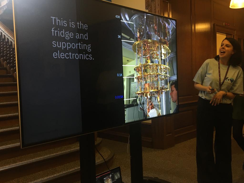 IBMUKI's tweet image. Cats, qubits, and teleportation. @holly_cummins shows us what components make a quantum computer excel. 

#IBMQ #ibmcloudgarage #IBMHursleyFestival