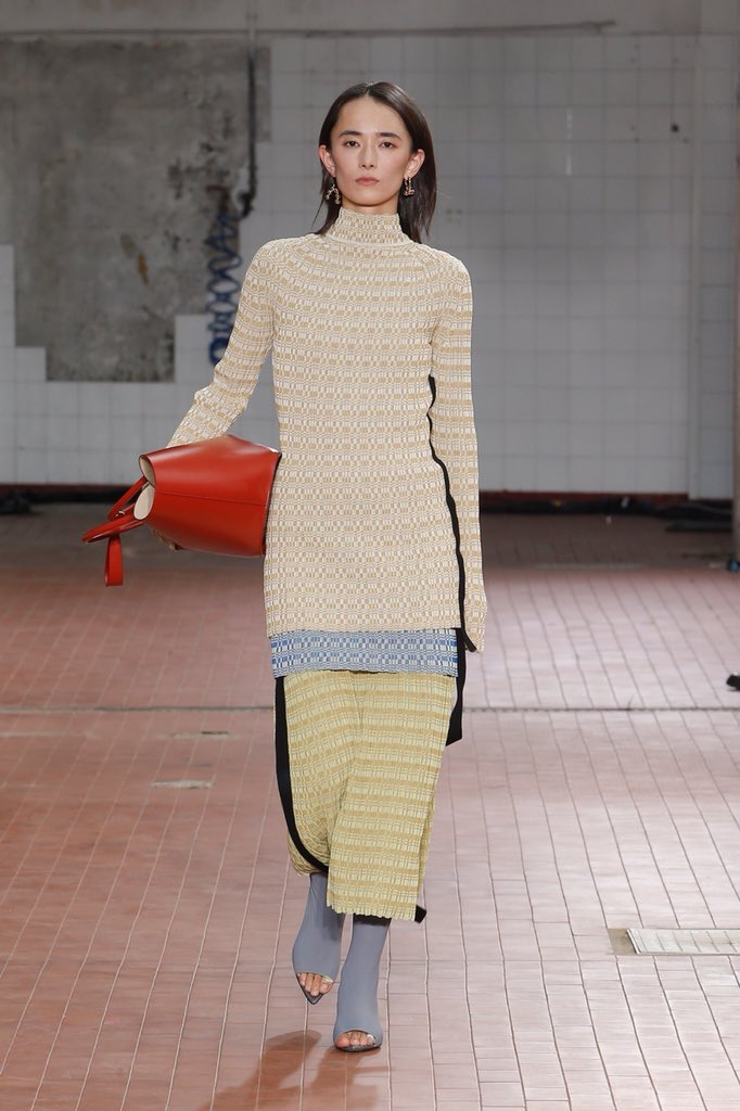 thestyledeskco's tweet image. #JilSander #MFW