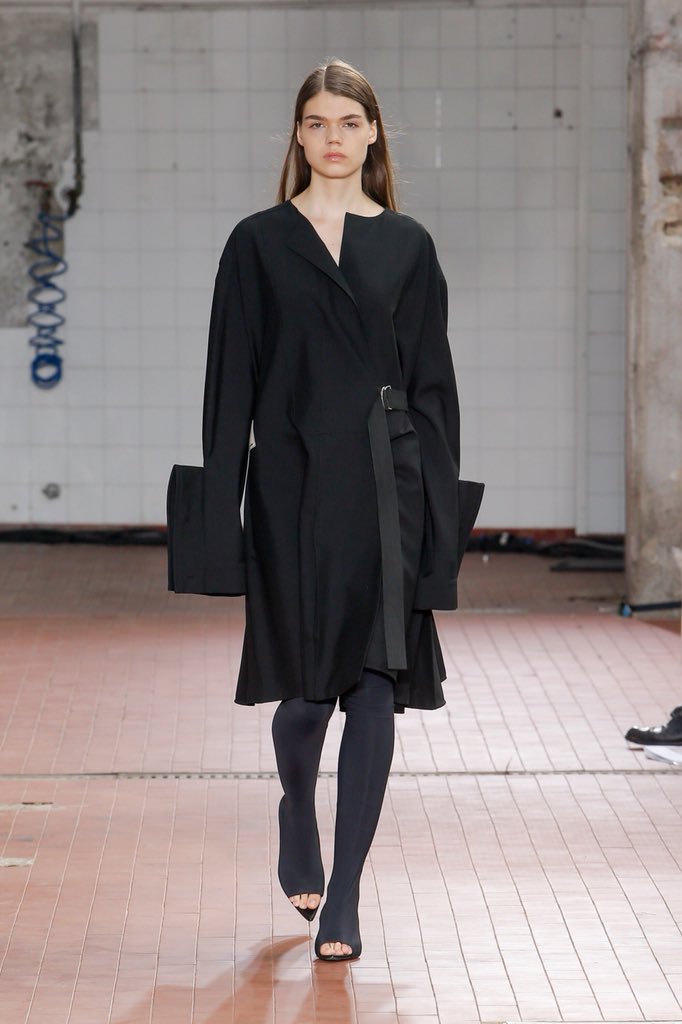 thestyledeskco's tweet image. #JilSander #MFW