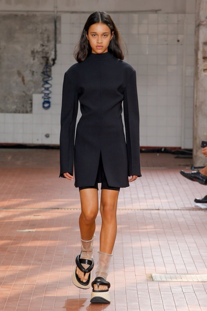 thestyledeskco's tweet image. #JilSander #MFW