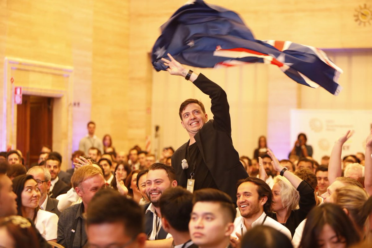 EY_Argentina's tweet photo. Las delegaciones de los diversos países dicen presente en @redcame. Se respira motivación y entusiasmo en el #G20YEA 👏👏 #entrepreneurs #BetterQuestions https://t.co/HrxLuQP0A9