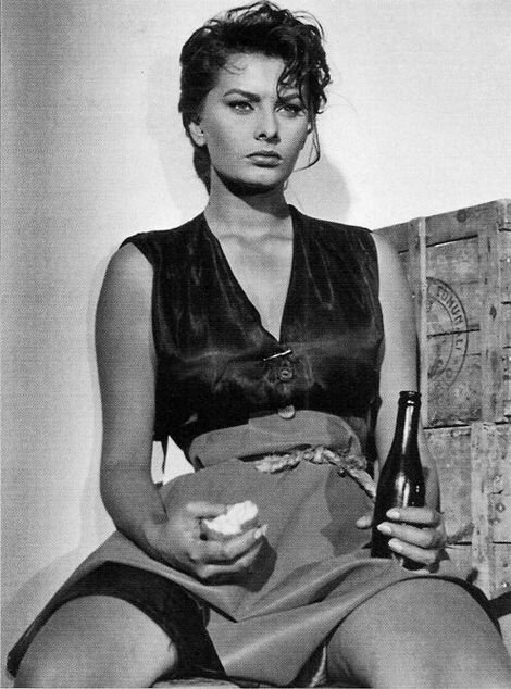 Happy birthday Sophia Loren. 