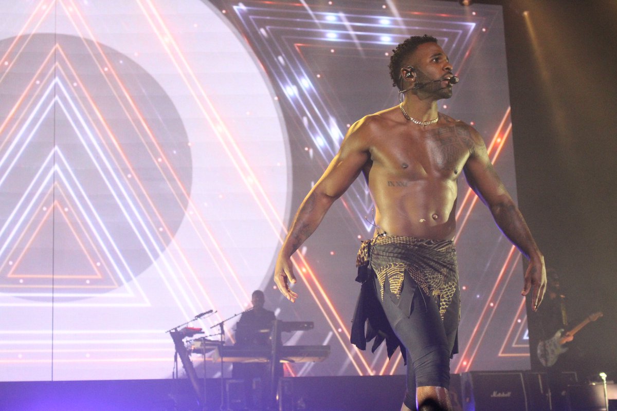 Warnermusicirl's tweet photo. Check out some of the @jasonderulo - #2SidesWorldTour photos that kicked off in Dublin @3arenadublin last night. Photos: Andrew Kennedy https://t.co/c3gNVbAdaX