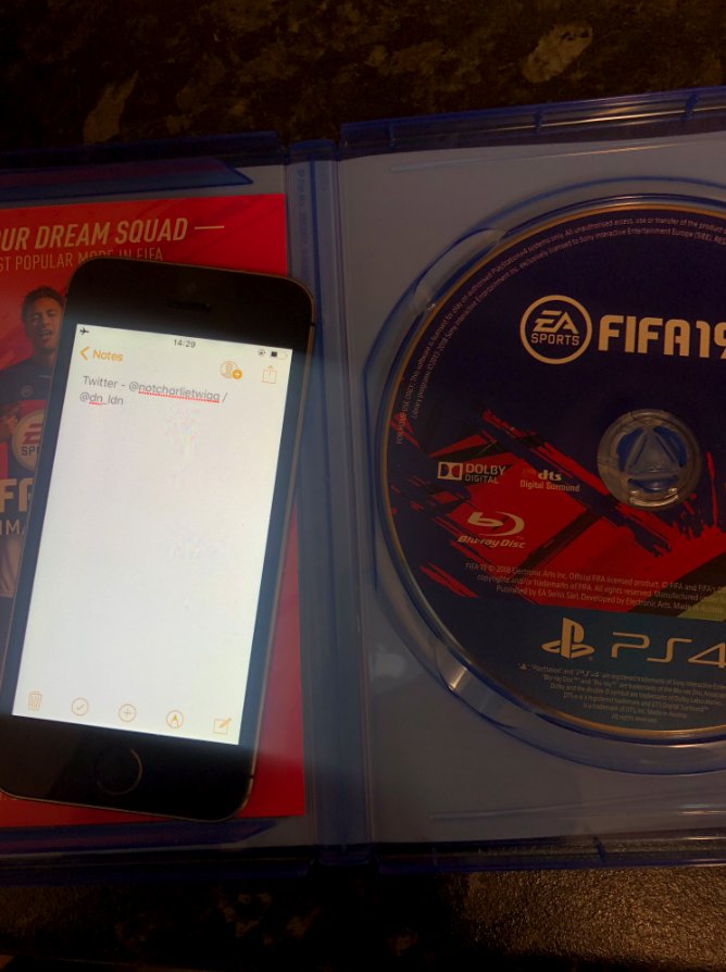 notcharlietwigg's tweet photo. #FIFA19 #Fifa19webapp #FIFApoints #FPtransfer #FUT #early #PS4 https://t.co/P4WQVRk7cv