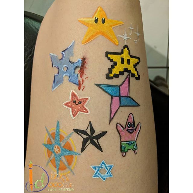 DizzyDoodleFP's tweet image. "Keep your eyes on the stars, and your feet on the ground." #stars #star #mariopowerup #nes #supermario3 #pixelart #ninjastar #seastar #origami #nauticalstar #compassrose #patrickstar #starofdavid #facepaint #facepainting #facepainter #dizzydoodlefacepai… ift.tt/2MOruVJ