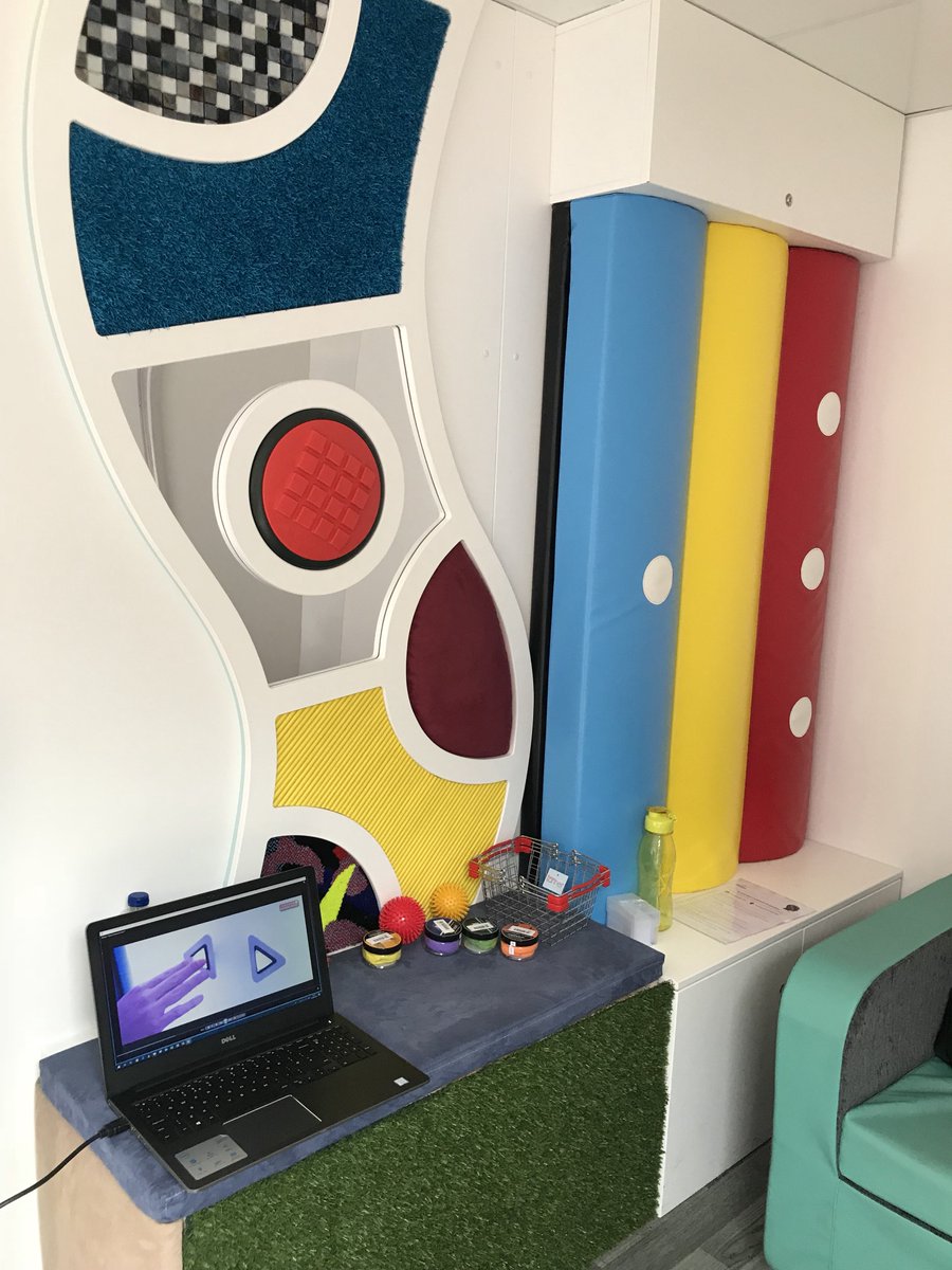 elysiumcare's tweet photo. A quick break offers service users the chance to experience the sensory van and stimulate their senses! #SuConf18 https://t.co/YKxOdF1SIL
