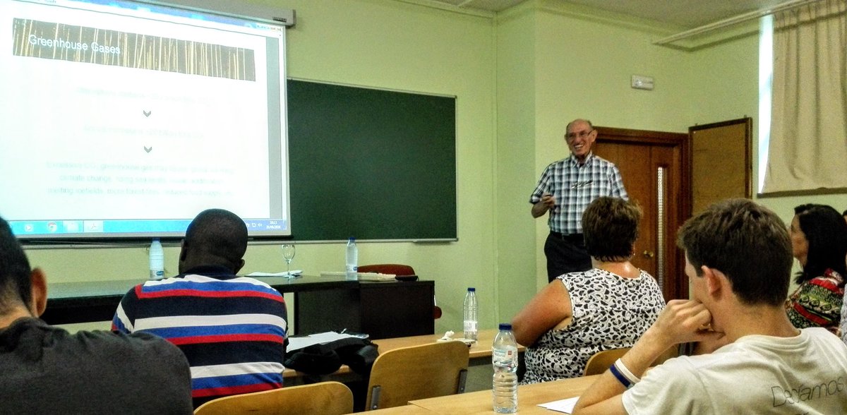 Salumafar's tweet image. Hoy seminarios  Inorganic Carbon Sequestration by Semi-Arid Forestation Prof. J. Kronfeld y Carbon isotopic studies in Hydrology in Israel Prof.  M. Moinester, Univ. de Tel Aviv seguidos por alumnado y profesorado de @ETSIIAAPalencia @YoungForesters y másteres #dataforest #medfor