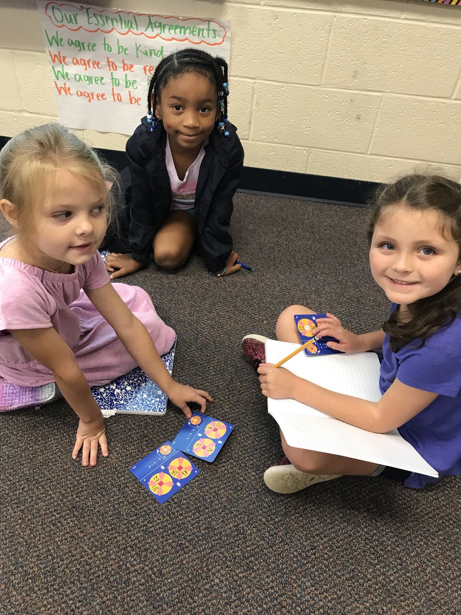 Mrs_Doorley's tweet photo. Thank you @VickiLeslieAIG for teaching us how to play math 24. My students love playing this game! @wmirvinelem #IrvinIgnites #raisethebar https://t.co/4cH4T4c9sK