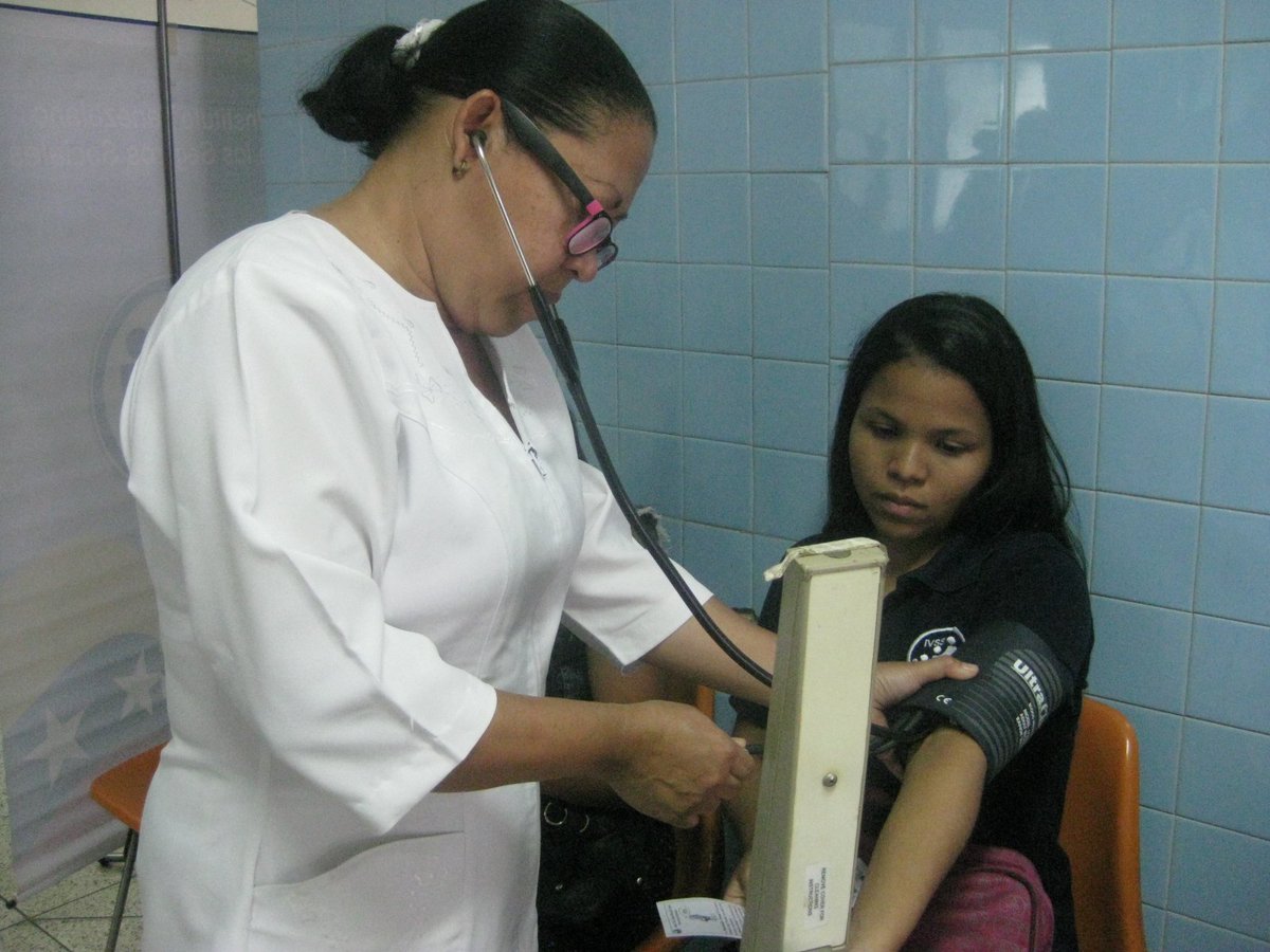 ivssoficial's tweet photo. El #IVSS Realiza Jornada de Salud para los trabajadores del Instituto https://t.co/i2Upt6Ttkx #FelizJueves #BuenDía https://t.co/rCjKNE7MPL