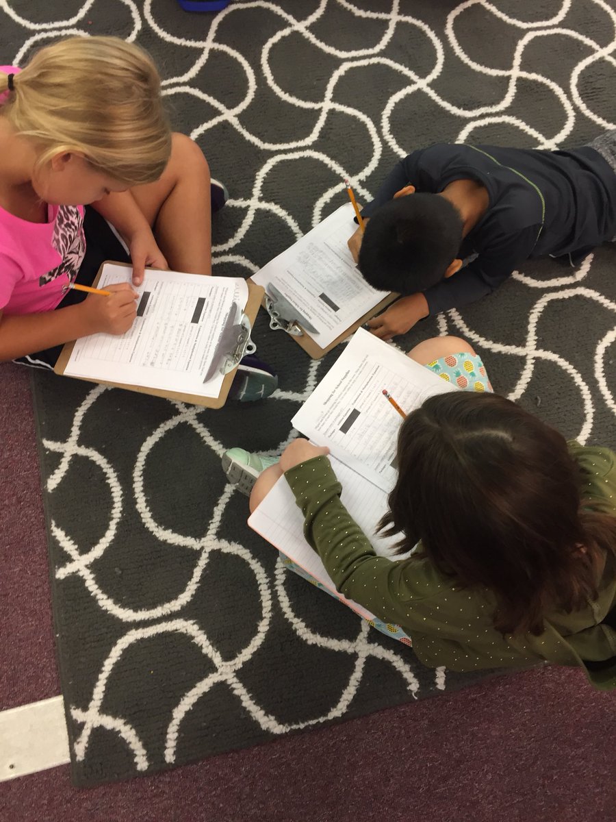 MrsWomble3rd's tweet photo. So proud of how hard these mathematicians are working today on equal groups and repeated addition! #allkidscan @PHSmariners https://t.co/efucmKawak