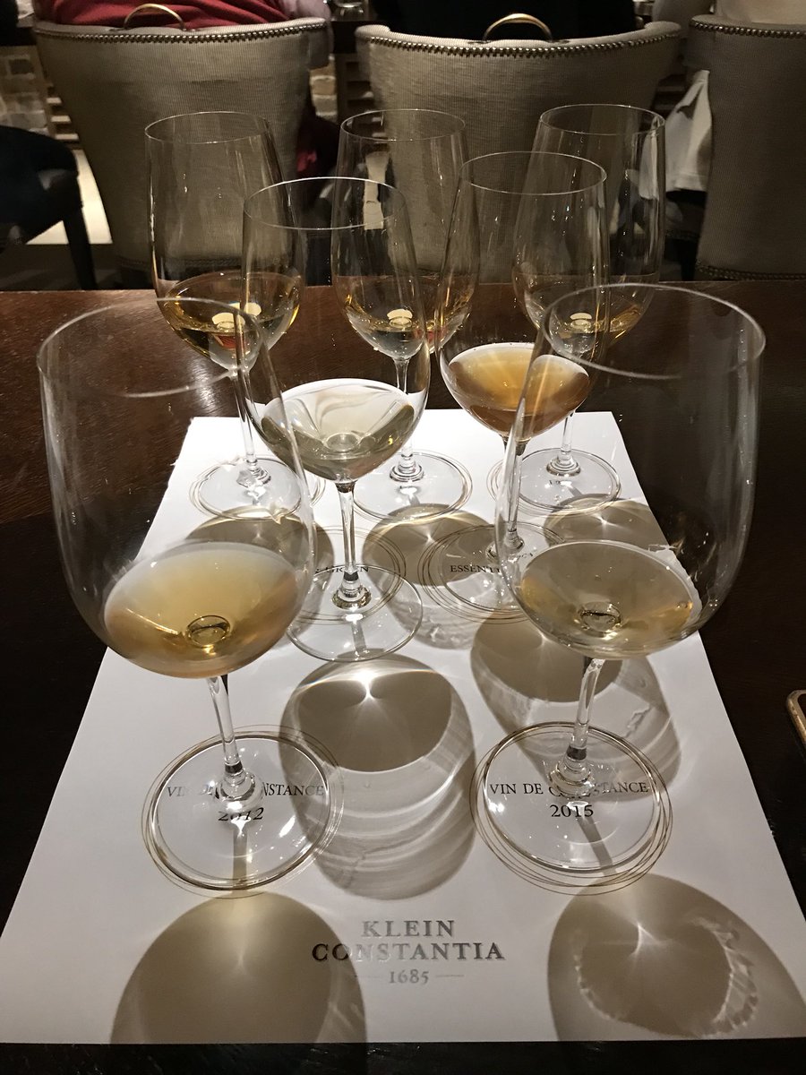 jhillsmith's tweet photo. This is the first time @mattrobday held a tasting to include the individual components that make up the Vin de Constance 2015 #vdc2015 https://t.co/tXposLoOWQ