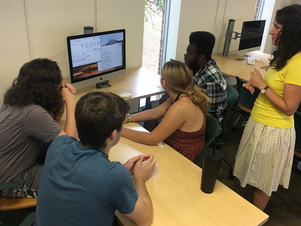 LisaTwissEdD's tweet image. @sarnoldgarza provides amazing support for my #TowsonISTC TSEM students. Today- presearching! #Towsonlibrary