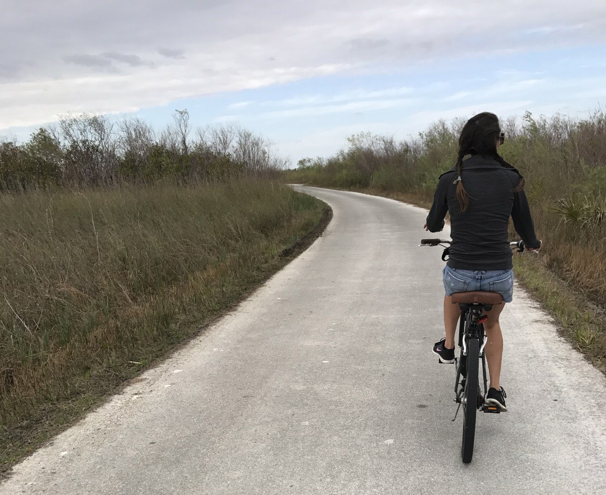 ACupfulofCarter's tweet photo. Traveling can cause some disruptions in your routine. Here are some tips for staying on track! #ad #ReliefMadeEasy #CollectiveBias https://t.co/LnVgn2R22D https://t.co/f1bvnVDp7d