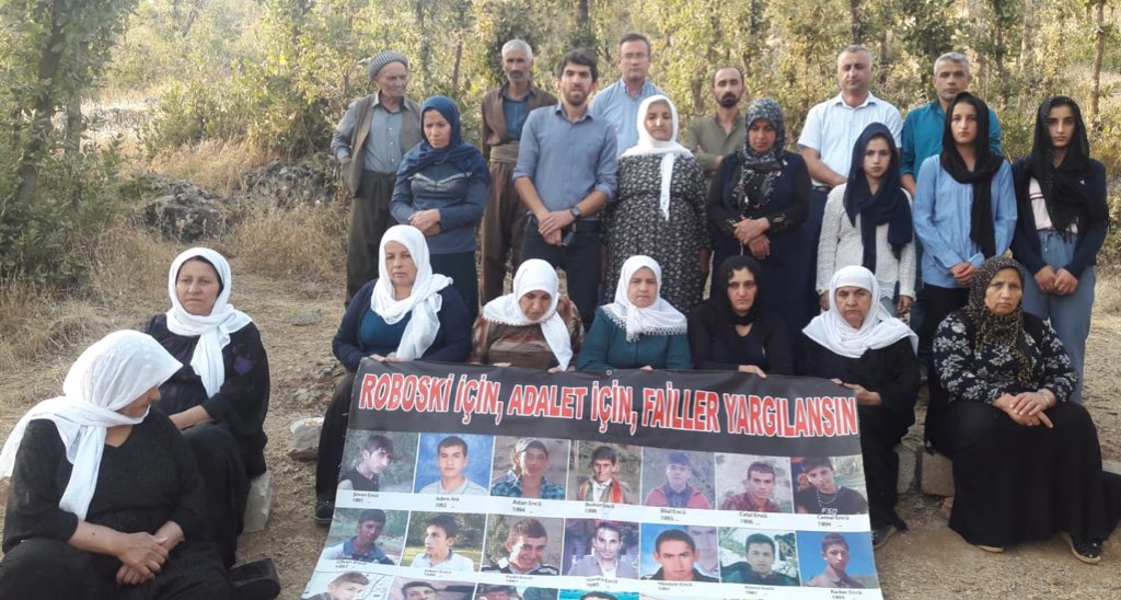 Veliencu's tweet image. Roboski mezarlığında 351.Hafta ADALET buluşması...
#Roboskiye ADALET