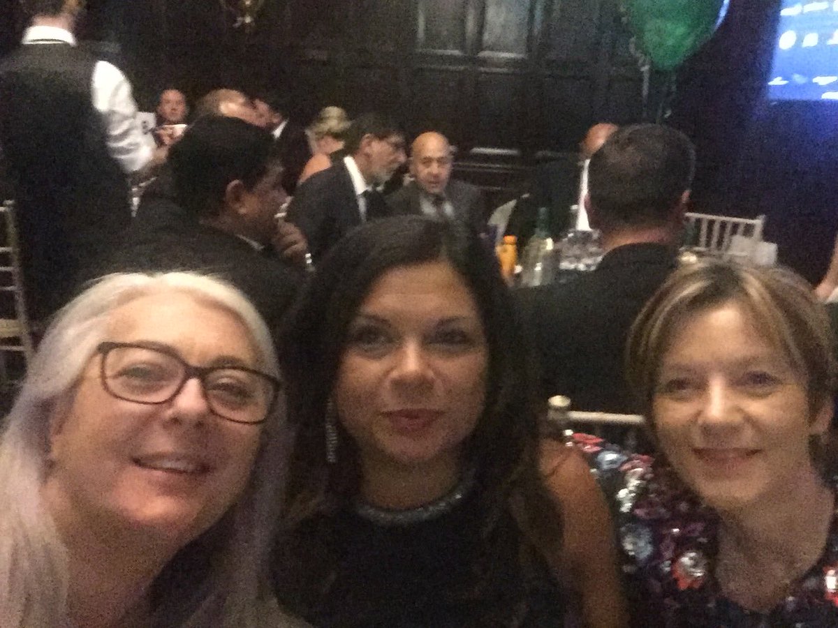 LindaAHobson's tweet photo. Great to be attending the Asian Business Connexions Dinner and awards ceremony with @NorthernUNISON who are proud to sponsor #FABUpNorth #ABCAwards2018 https://t.co/qQxyjWSziS