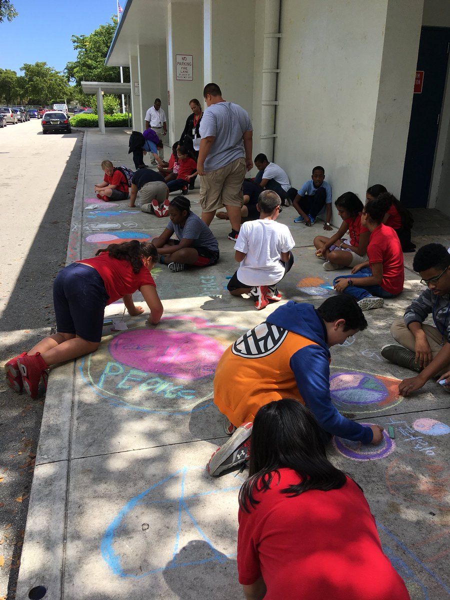 #apollomiddleschool @apollo_rockets #chalk4peace @chalk4peace