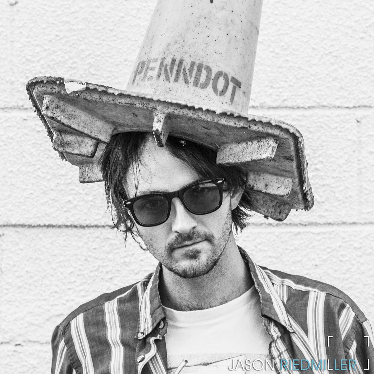 jrm505's tweet photo. @KidParticle @galleryofsound #wilkesbarre #pennsylvania 9/14/18 @nepascene 
#makeportraits #beautifulpeople #musicphotography #portraitphotography #galleryofsound #nepascene #nepa https://t.co/Y8iZ2JpT32