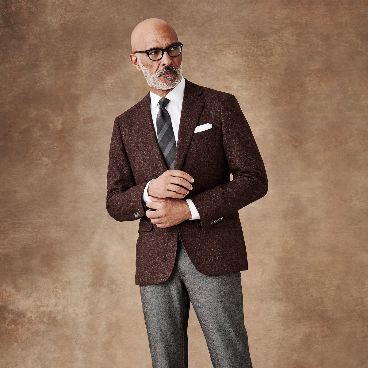 JHilburn's tweet image. Meet your new favorite pants, our Custom-Made Twill Flannel 5-Pockets. Shop this look here: bit.ly/2pmiPka