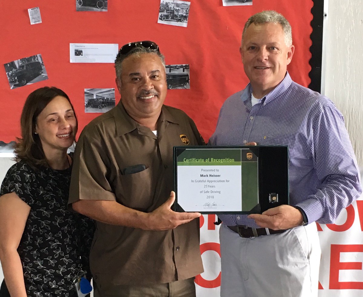 Mark Heisser with his wife Stacey celebrate his induction into the Circle of Honor with 25 years safe driving. Making Big Easy Feeders proud. @MidSouthUPSers <a href="/ups/">UPS</a> #nolafeeders