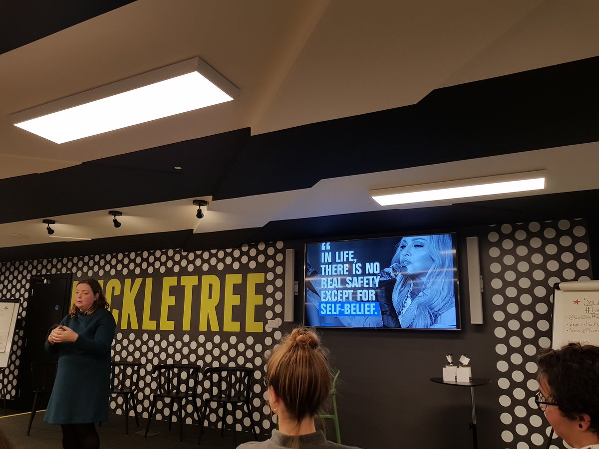 m_marchewka's tweet photo. Key-note-speaker @mairinmurray ( @Tech4GoodDublin ) sharing her experience & journey to #FindingYourWhy
#findingamission and making an impact 💪
So important topics delivered in a light, funny & approachable way
#GirlCrewPro
#inspiringwomen https://t.co/YFpYO9j7ZY