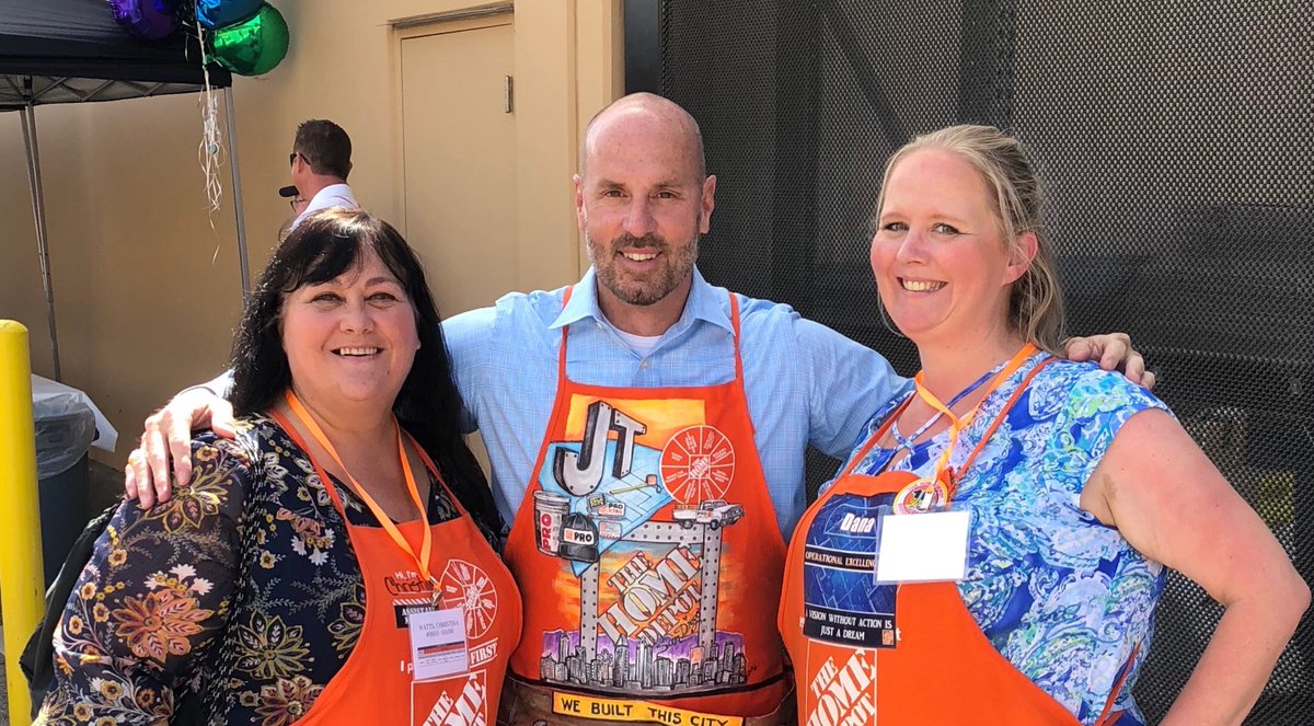 Christina Watts tweet media