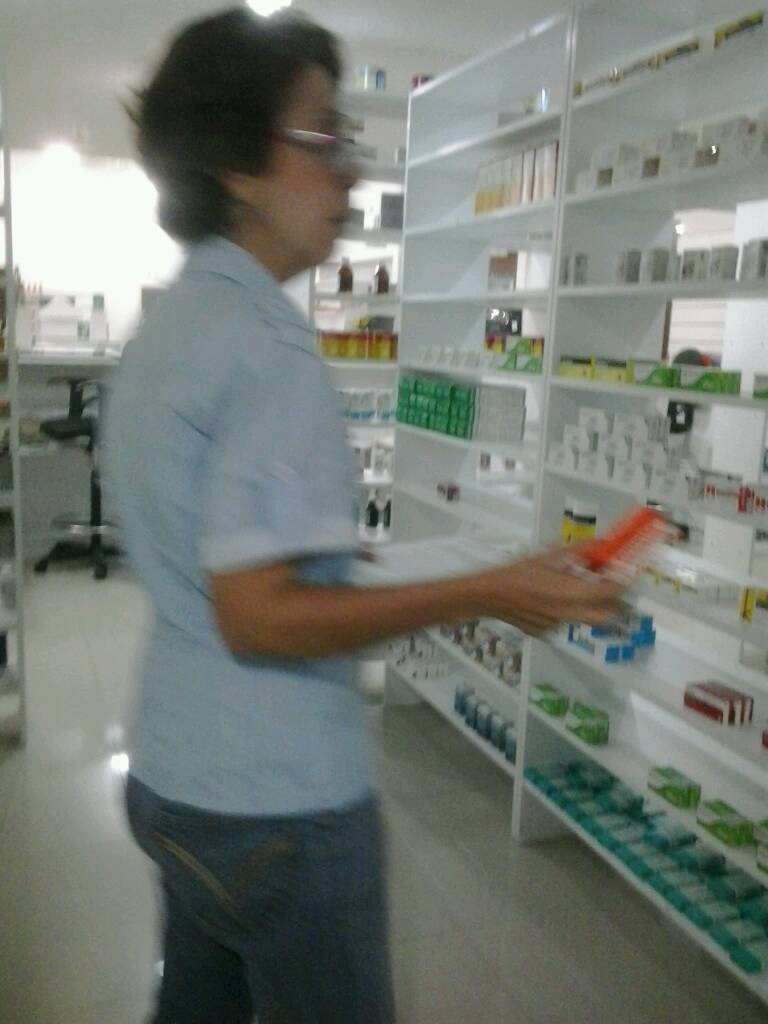 SucreSacs's tweet photo. GESTIÓN| La unidad de DMC realizó evaluación higiénico sanitaria al área de Farmacia de FARMAHOGAR #ControlSanitario @omcar20 @Candialesr @SACS_MPPS https://t.co/IiqgJkkNeH
