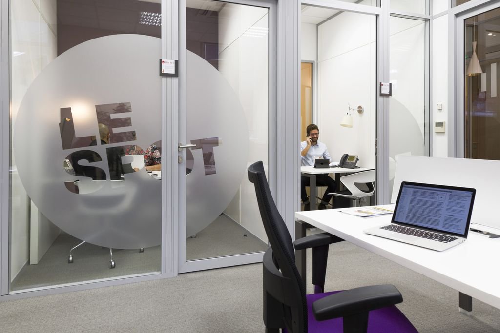 Découvrez <a href="/MultiburoGDL/">MultiburoGareDeLyon</a> et profitez de sa vue panoramique du haut de la Tour de l’Horloge de Gare de Lyon !

#SemaineEuropeenneDeLaMobilite #EuropeanMobilityWeek #SemaineDeLaMobilite #MobilityAction #Mobilite #JeudiPhoto #QVT #coworking  #workplace #WorkplaceHappiness