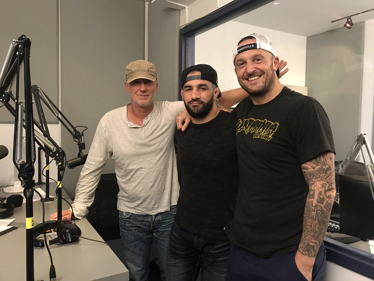 MikeSafo's tweet photo. 🚨The most intense &amp; inspirational interview I’ve ever heard!!! @JFlashGordonMMA w/ @OpieRadio 🚨 
Hey @ufc @UFCNews @UFCTonight @c_herren @MMARoasted @MMAFighting check out your boy “Flash” Gordon 

Here’s the link!!!

https://t.co/CWswijOwMc https://t.co/Lrc5BPFids