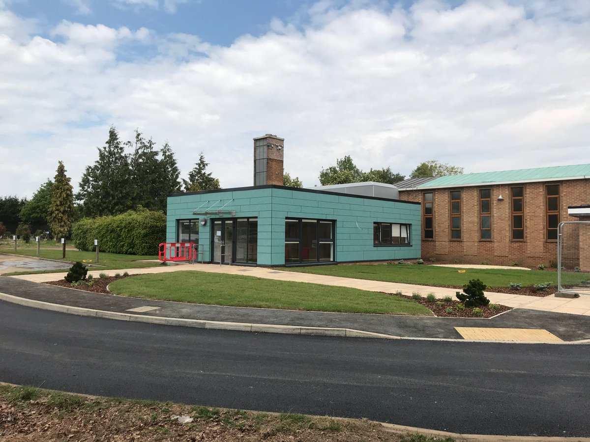 SSCBuildSSC's tweet photo. Trespa cladding complete Luton the Vale Crematorium. Trespa built up system, Sika tak glue system. Looks fantastic, great job to our installers. On to the next one. #cladding #claddinglondon #roofinglondon #trespainstallers @SikaLimited https://t.co/34lCaRxMRk