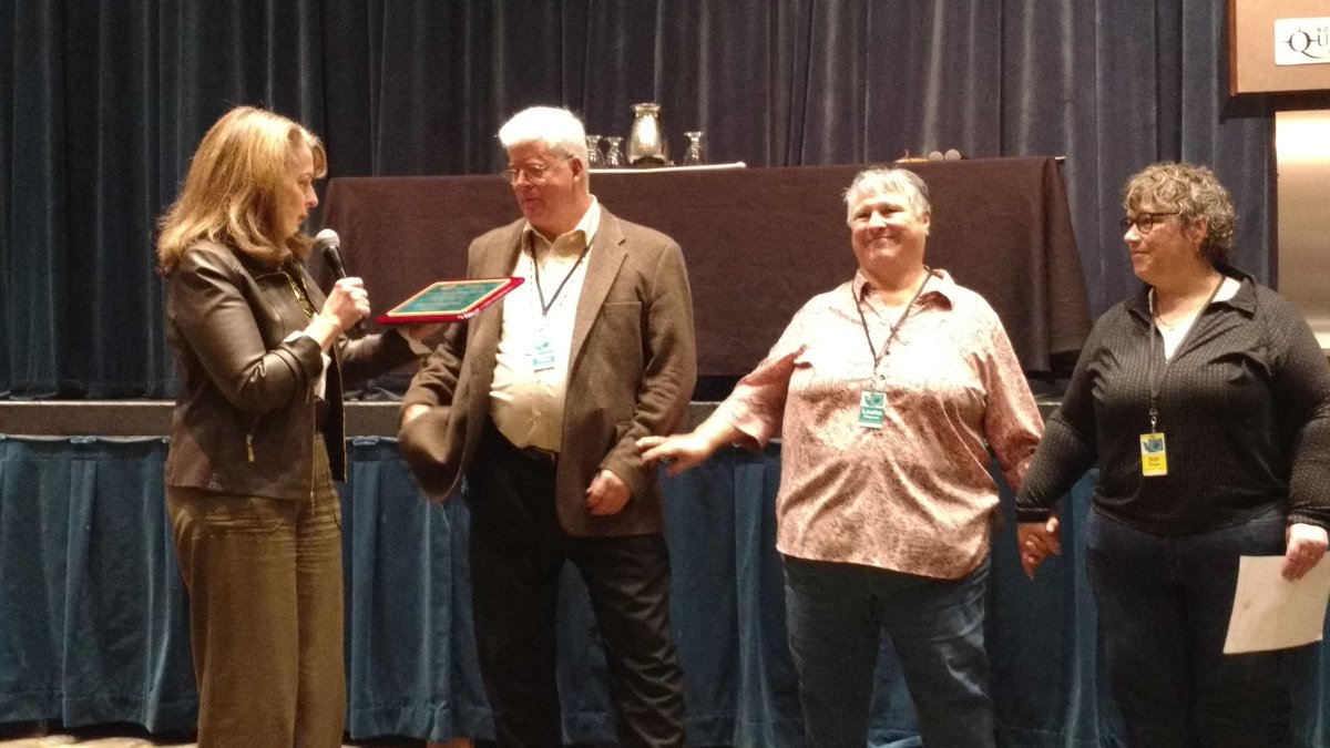 WAStateEMA's tweet photo. Thank you Chuck Wallace for sharing your story and reminding us all why we do what we do, even when it's hard. Thank you for your service to #WSEMA and your whole community. #WSEMA18 https://t.co/j5OGkL2jVV