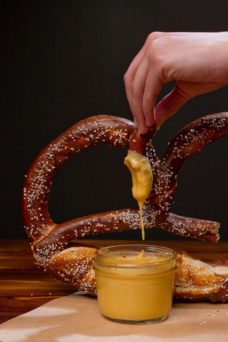 It's HALF OFF taps and apps ALL DAY at BBD's every Thursday! See you soon! 🥨🍻

#eatbbds #tapsandapps #specials #longislandfoodie #rockypoint