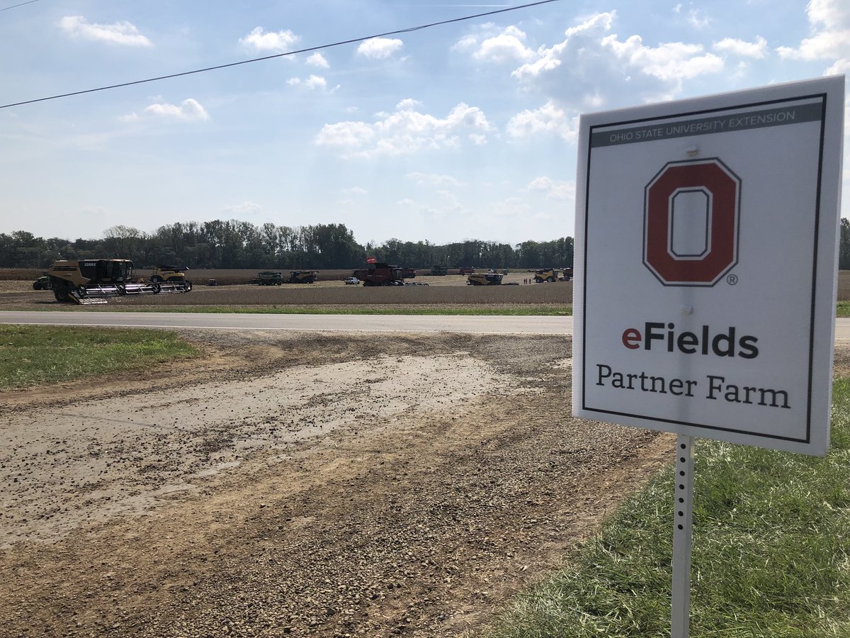 Farm3rsDaught3r's tweet photo. The #eFields team is back out at the field demos with ice cold water at #FSR18 Come on out and see us! https://t.co/zdgCqtLVNX