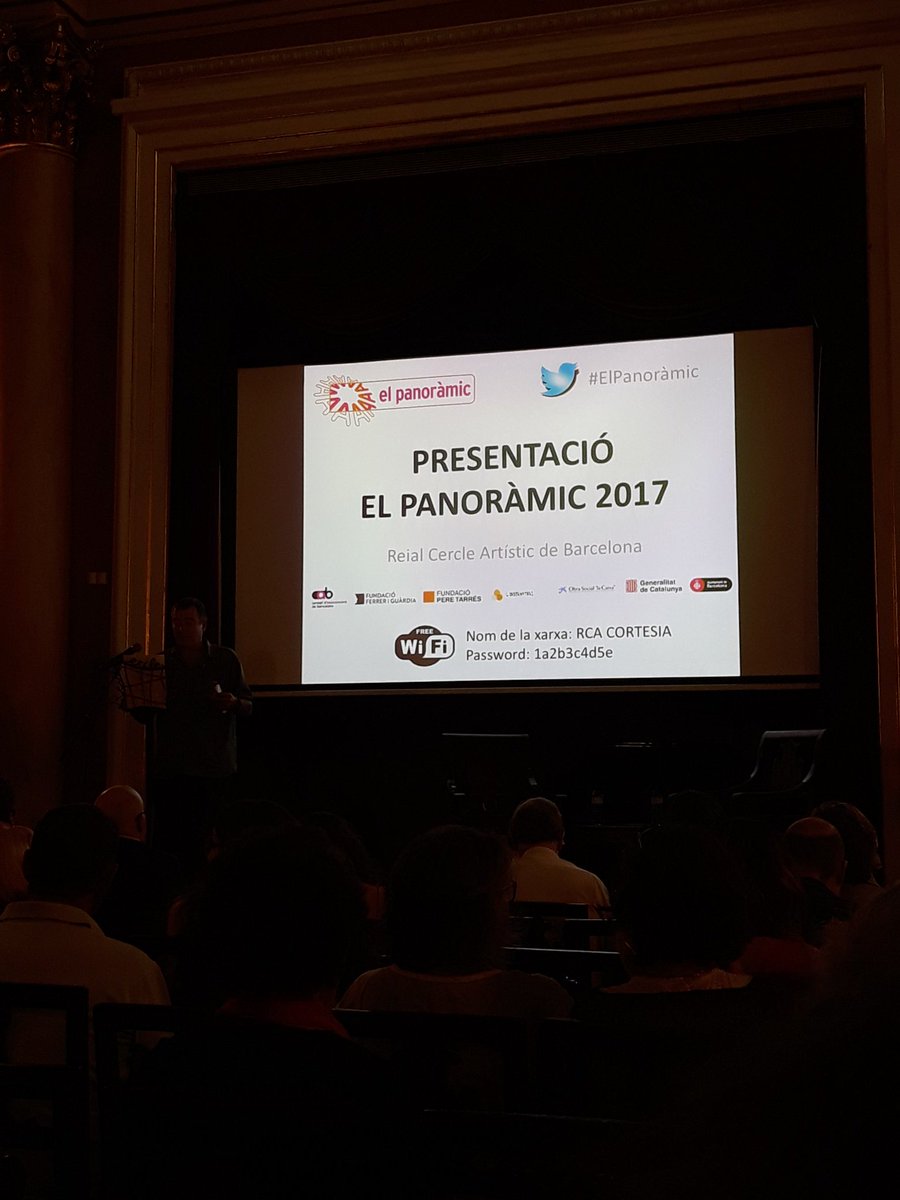 Avui assistim a la presentació d'#ElPanoràmic 2017 per impulsar noves polítiques socials. #entitats #entitatssocials #teixitassociatiu