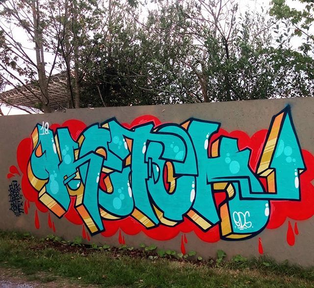 New_Eire's tweet photo. #graffiti #neweire #ireland #irishgraffiti #irishgraff https://t.co/iOtCtqWBRH